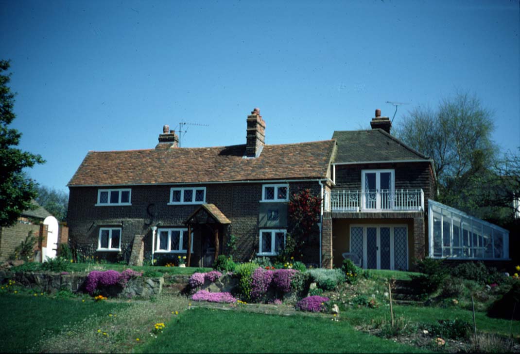 Creighton Cottage, Frieth, 1984 - Image from Joan Barksfield's collection