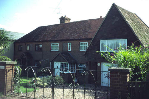 AppleTree and Old Well Cottages - Image from Joan Barksfield's collection